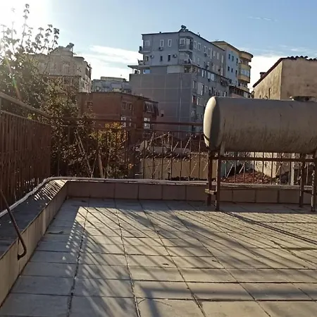 Hostel Royal 2 Opposite Nalu Bar