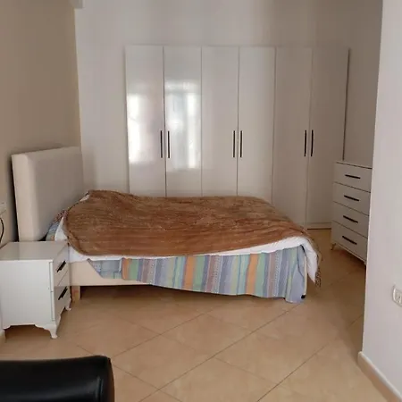 Royal 2 Opposite Nalu Bar Hostel