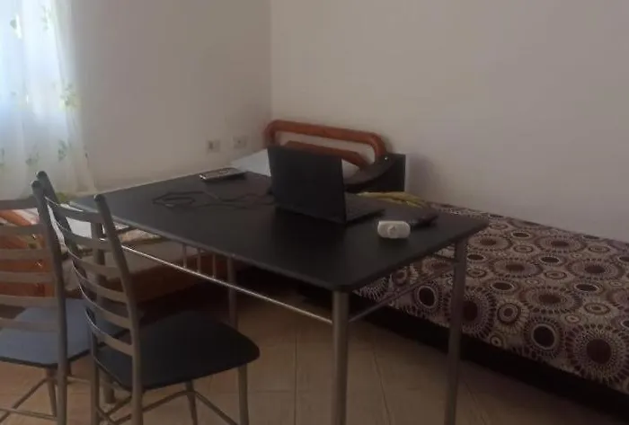 Royal 2 Opposite Nalu Bar *