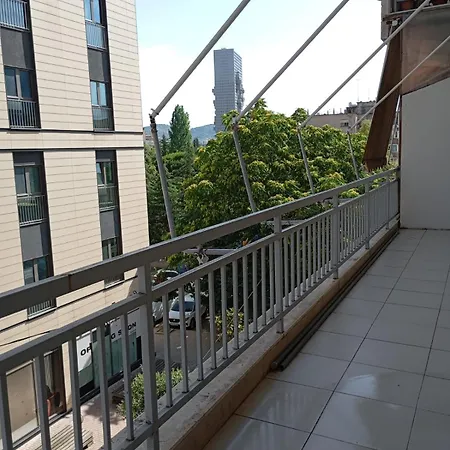 Royal 2 Opposite Nalu Bar Hostal *