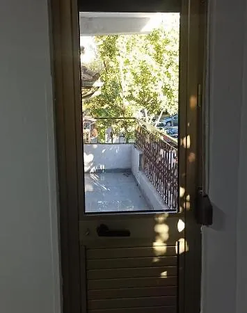 Royal 2 Opposite Nalu Bar Hostal